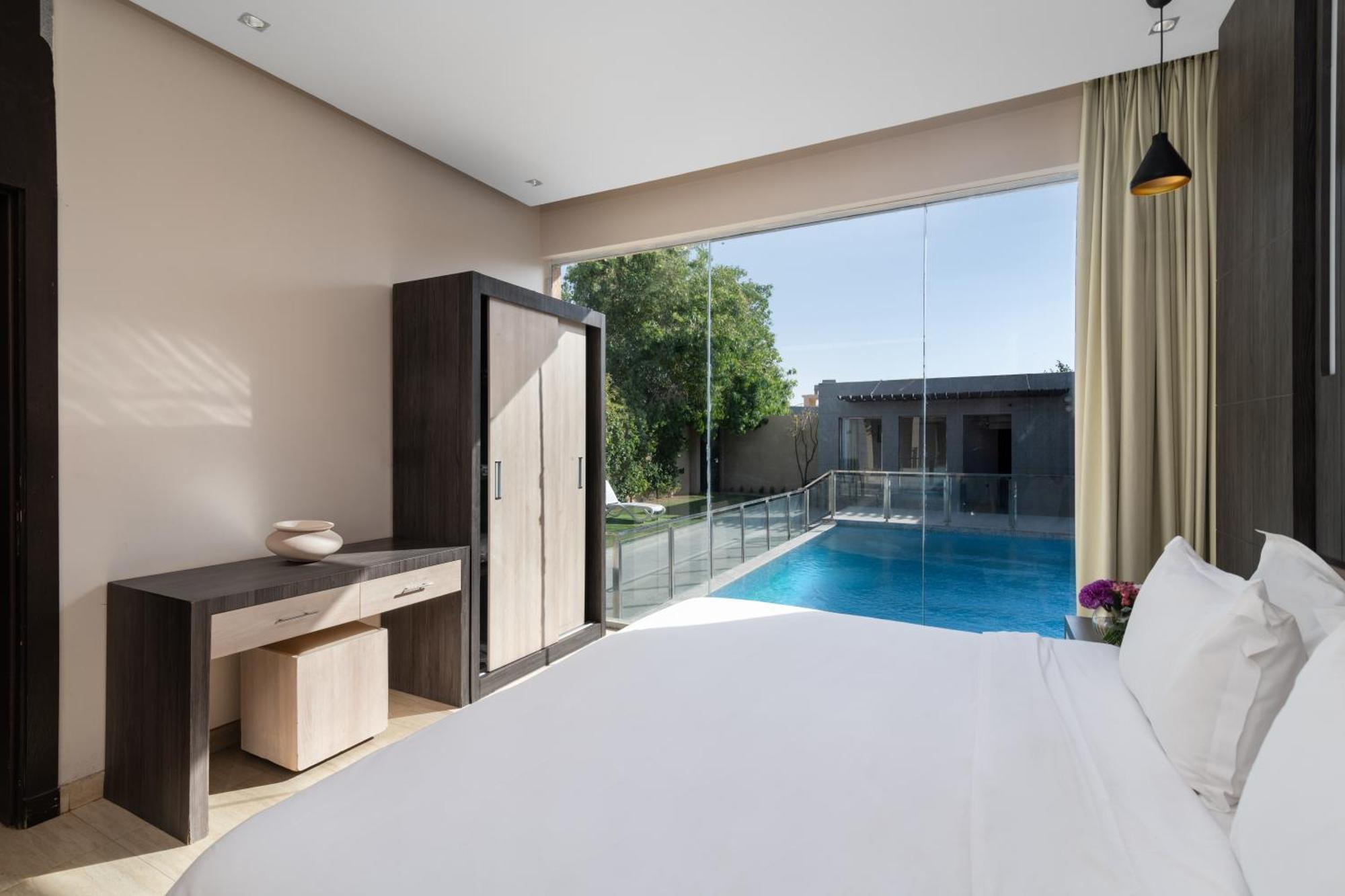 The Corner Hotel Resorts - Riaad Buitenkant foto