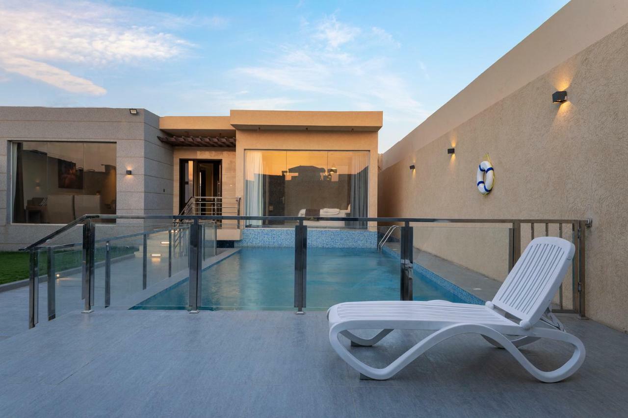 The Corner Hotel Resorts - Riaad Buitenkant foto