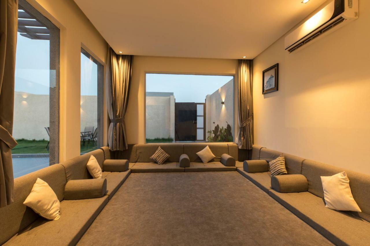The Corner Hotel Resorts - Riaad Buitenkant foto